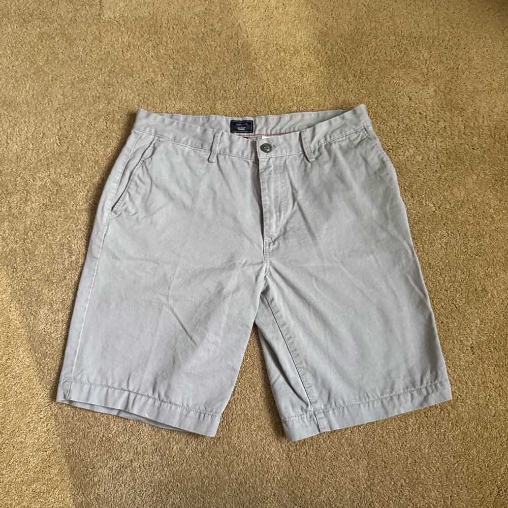 GAP Men's Light Gray Flat Front Shorts
